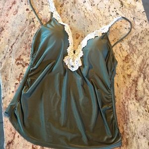 Cacique swim top size 18